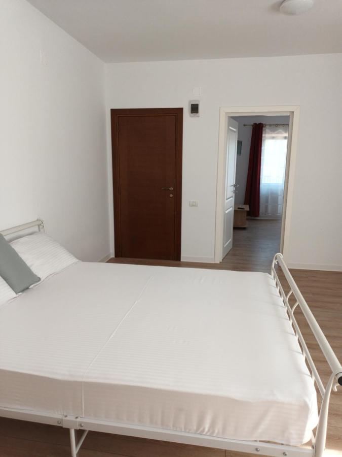 Hotel Vila Cosmin Eforie Nord Esterno foto
